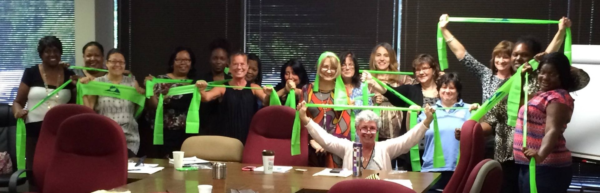 Larawan ng mga manggagawa sa CommonHealth